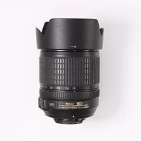 Objektiv Nikon, AF-S DX, NIKKOR 18-105mm 1:3,5-5,6G ED, Ø67mm, motlysbeskyttelse, Nikon HB-32, UV-Filter Kenko, mykt futteral medfølger Sendes med postpakke.