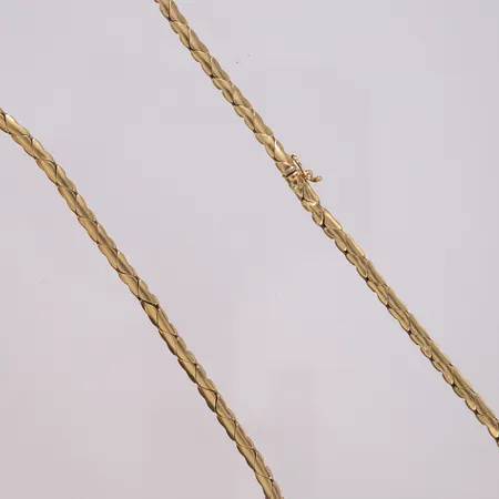 Kjede, lengde 44cm, bredde 3,7mm, 14K Vekt: 13,6 g