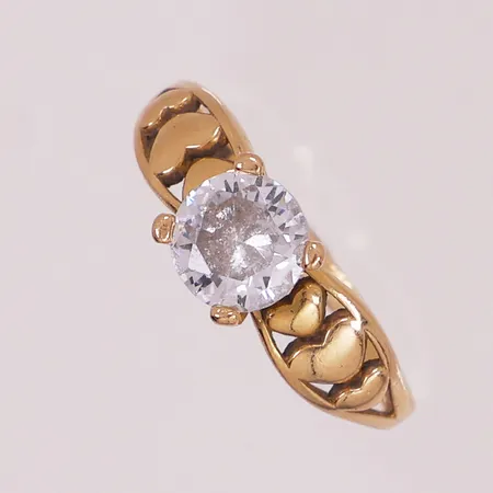 Ring med blank sten, ø 18mm, bredde 16,5mm, 21K  Vekt: 3 g Kontakt Lånekontoret for frakt