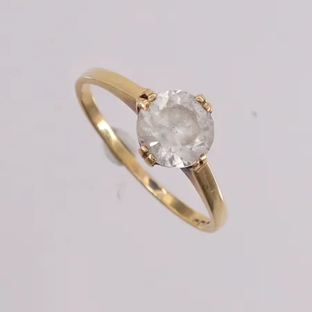 Ring med blank sten, ø16,3mm, bredde 1,2- 7,7mm, 14K Vekt: 1,9 g Kontakt Lånekontoret for frakt