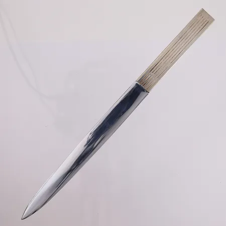 Brevåpner (ukjent mønster), lengde 21,7cm, 900S Vekt: 47,3 g Kontakt Lånekontoret for frakt