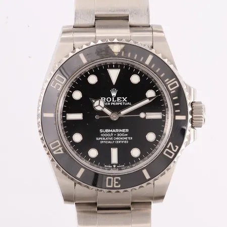 Rolex Submariner No Date (Oyster), ø41mm, stål, ref. 124060, snr: 4VN71452, automatisk, sort urskive, safirglass, bezel i keramikk, foldelås, med boks, sertifikat og papirer, kjøpt 18.09.2020 Kontakt Lånekontoret for frakt
