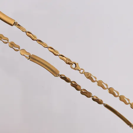 Kjede, lengde 45cm, bredde 4,1- 5,6mm, 18K Vekt: 14,5 g