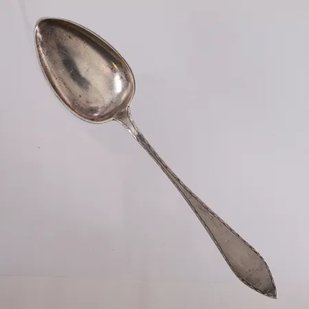 1 skje Blank empire, lengde 22,8cm, 830S Vekt: 45,7 g Kontakt Lånekontoret for frakt