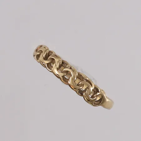 Ring Bismarck, ø16,4mm, bredde 1,7- 3,9mm, 14K Vekt: 1 g Kontakt Lånekontoret for frakt