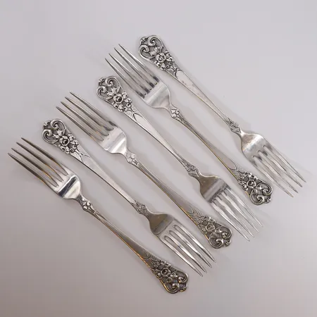 6 spisegafler, lengde 20,8cm, 830S Vekt: 372,3 g Kontakt Lånekontoret for frakt