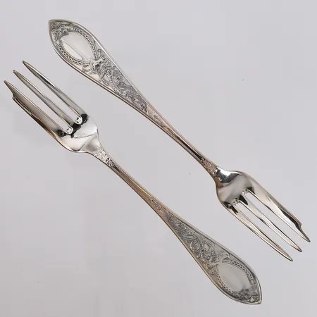 2 kakegafler Drage, 14,8cm, 830S Vekt: 38,7 g Kontakt Lånekontoret for frakt