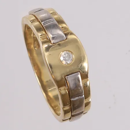 Ring med briljantslipt diamant (1 x 0,10ct  H/SI), to-farget, ø20mm, bredde 4,8- 8,9mm, 14K Vekt: 7,6 g Kontakt Lånekontoret for frakt