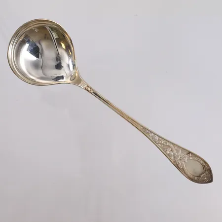 Serveringsskje Drage, 19,3cm, 830S Vekt: 44,5 g Kontakt Lånekontoret for frakt