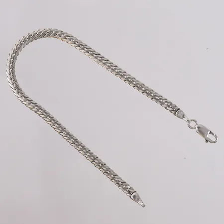 Armbånd i panser, lengde 19,5cm, bredde 4mm, 925S Vekt: 5,1 g Kontakt Lånekontoret for frakt