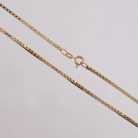Kjede Veneziansk, lengde 60,5cm, bredde 2mm, 14K Vekt: 16,2 g Kontakt Lånekontoret for frakt