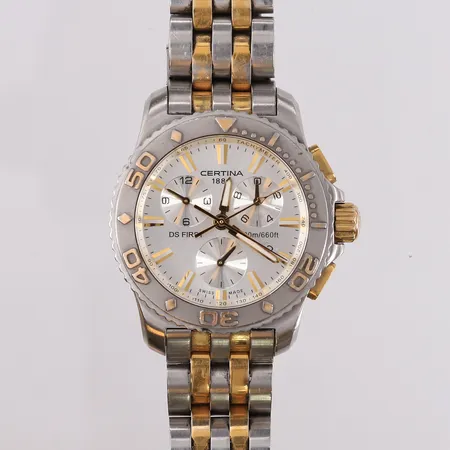 Certina DS First, quartz, ø42mm, ref. C541.7184.11/316L, stål/doublé, grå urtavle, viser dato, mulig defekt kronograf (nullstilles ved dato kl 04.00, istf. kl. 12.00), uten boks og tilbehør Kontakt Lånekontoret for frakt