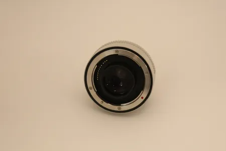 Canon Extender 1.4x EF II, snr: 47953, frontdeksel medfølger, baklokk mangler, ingen bag/veske, ikke funksjonstestet Kontakt Lånekontoret for frakt