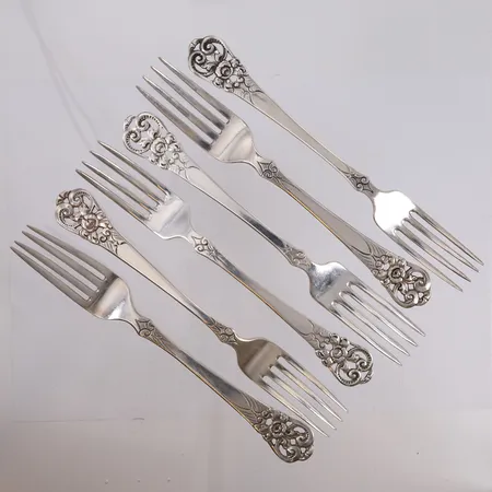 6 gafler, lengde 17,8cm, 830S Vekt: 246,7 g Kontakt Lånekontoret for frakt