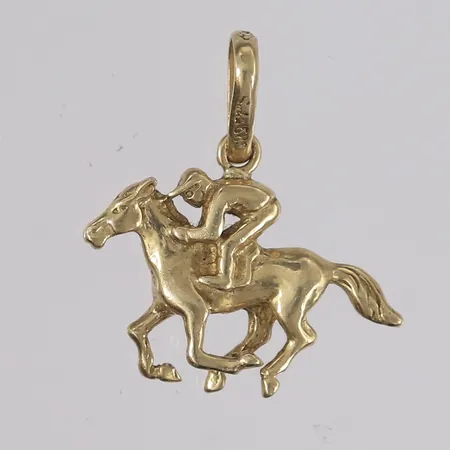 Anheng hest med rytter, 28x25mm, 14K Vekt: 5,6 g Kontakt Lånekontoret for frakt