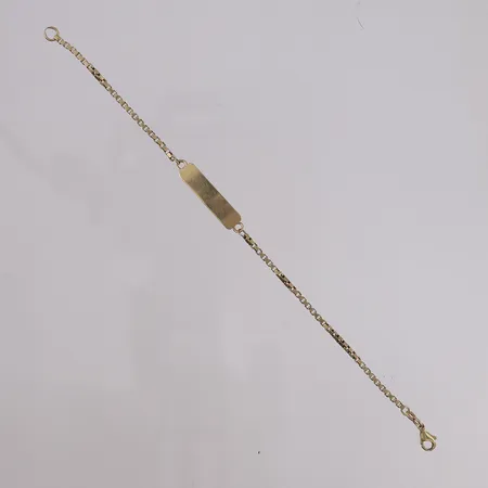 Armbånd Veneziansk med ugravert navneplate, lengde 18cm, bredde 1,8- 6mm, 14K Vekt: 4,4 g Kontakt Lånekontoret for frakt