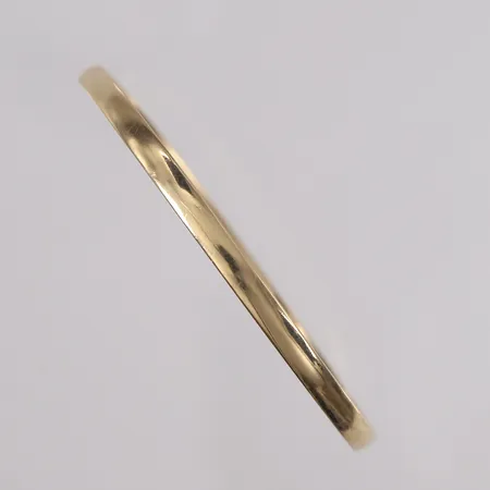 Armring, ø63mm, bredde 3,9mm, noe bulkete, 14K Vekt: 11 g Kontakt Lånekontoret for frakt