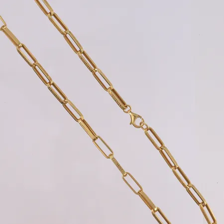 Kjede, lengde 45cm, bredde 2,2- 5,6mm, ikke ekte merkevare, 18K Vekt: 10,5 g Kontakt Lånekontoret for frakt