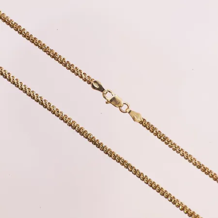 Kjede, lengde 40cm, bredde 2,3mm, 14K Vekt: 8,7 g Kontakt Lånekontoret for frakt