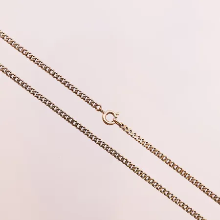 Kjede, lengde 58cm, bredde 2,5mm, 14K Vekt: 11,4 g Kontakt Lånekontoret for frakt