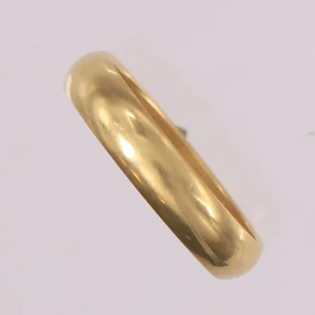 Ring, ø20 mm, bredde 4,6 mm, 14K. Vekt: 4,2 g Kontakt Lånekontoret for frakt