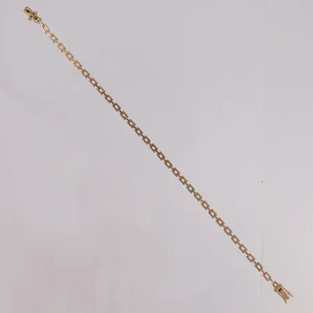 Armbånd i mønster mursten, lengde 18,5 cm, bredde 2,9 mm, 14K. Vekt: 4,7 g Kontakt Lånekontoret for frakt