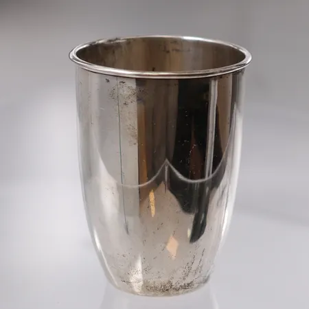 Sølvkopp, ø36- 63mm, høyde 82mm, 830S Vekt: 54,9 g Kontakt Lånekontoret for frakt