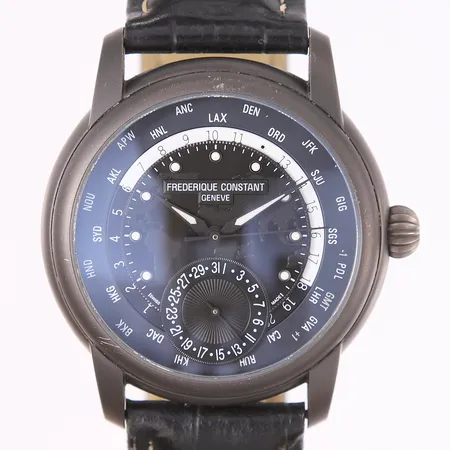 Frederique Constant Manufacture Classic Worldtimer Automatic, ref. FC-718BAWM4TH6, snr: 3861144, ø42mm, stål, safirglass, sort urskive, krokodilleskinn, nr. 152/300, med ekstra lær-rem, boks, mangler bok, sertifikat kjøpt Urmaker Larsen 01.06.2023. Vekt: 0 g Kontakt Lånekontoret for frakt