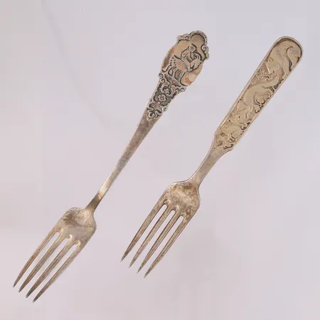 2 barnegafler, lengde 16,7cm og 15,2cm, 830S Vekt: 56,5 g Kontakt Lånekontoret for frakt