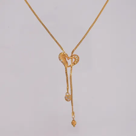 Kjede med blanke stener, lengde 38cm, bredde 1,5mm, defekt lås, 22K Vekt: 10,6 g Kontakt Lånekontoret for frakt