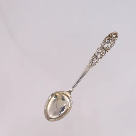 6 kaffeskjeer Telesølv, lengde 11,6cm, 830S Vekt: 63,8 g Kontakt Lånekontoret for frakt