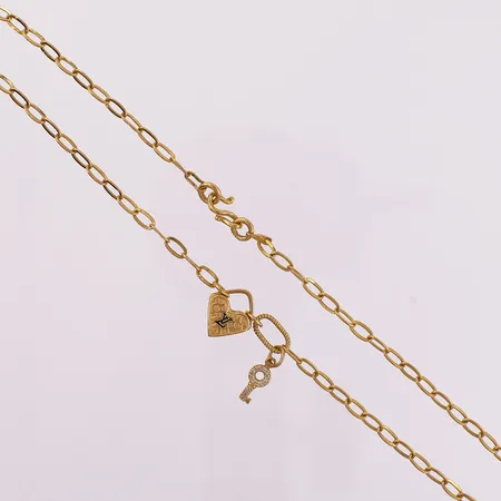 Halskjede med anheng, lengde 44cm, bredde 6,7mm, OBS! ikke ekte merkevare, 23K Vekt: 7,5 g Kontakt Lånekontoret for frakt