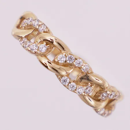 Ring med klarer stener, ø 17mm, bredde 2 - 5mm, 14K Vekt: 2,5 g Kontakt Lånekontoret for frakt