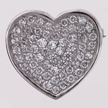 Brosje med klare steiner, lengde 21,2mm, bredde 4,2mm, 925S Vekt: 5,6 g Kontakt Lånekontoret for frakt