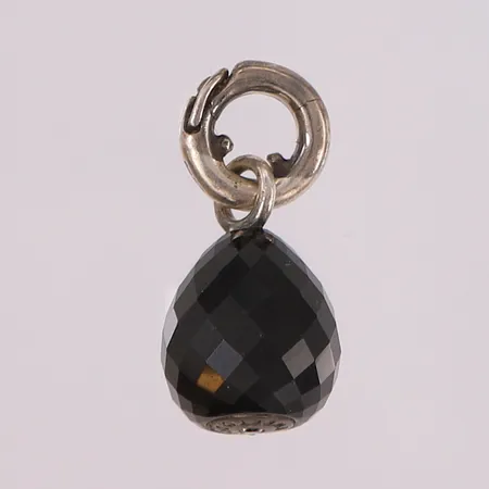 Anheng med diamant (1 x ca. 0,01ct), Ole Lynggaard, Sweet Drops Charm, 23x11mm, briolette-slipt onyx, noe slitasje, 925S, bruttovekt 2,9g Vekt: 0 g Kontakt Lånekontoret for frakt