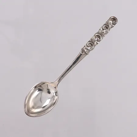 8 moccaskjeer Telesølv, lengde 9,6cm, 830S Vekt: 54,9 g Kontakt Lånekontoret for frakt