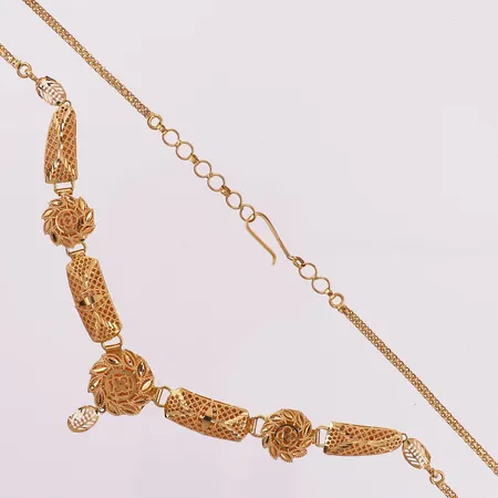 Halssmykke, lengde 43,4cm, bredde 15,4mm, 21K Vekt: 14,6 g Kontakt Lånekontoret for frakt