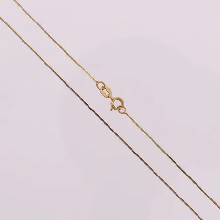 Halskjede, lengde 40,5cm, bredde 0,5mm, 14K Vekt: 0,5 g Kontakt Lånekontoret for frakt