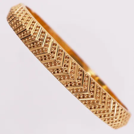 Armring, ø 61,3mm, bredde 9,2mm, 21K Vekt: 14,1 g Kontakt Lånekontoret for frakt