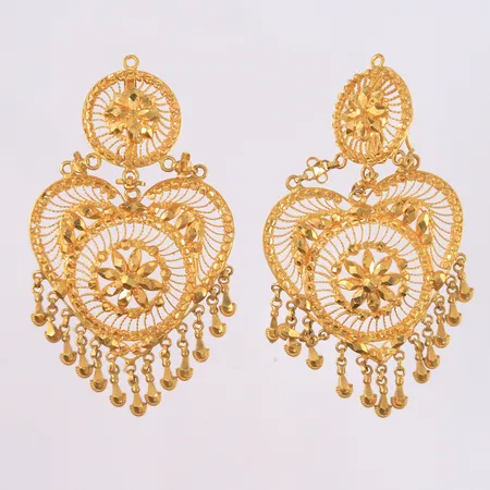 Ett par øredobber, 78x43mm, 22K Vekt: 39,9 g Kontakt Lånekontoret for frakt