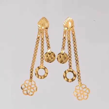 Ett par øredobber, 53x11mm, 21K Vekt: 4,1 g Kontakt Lånekontoret for frakt