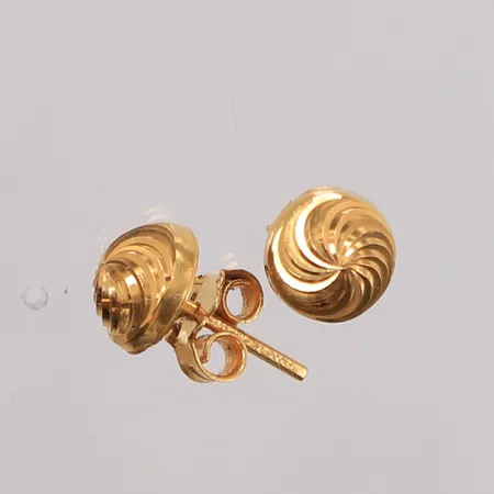 Ett par øredobber, ø5mm, 21K Vekt: 1,3 g Kontakt Lånekontoret for frakt