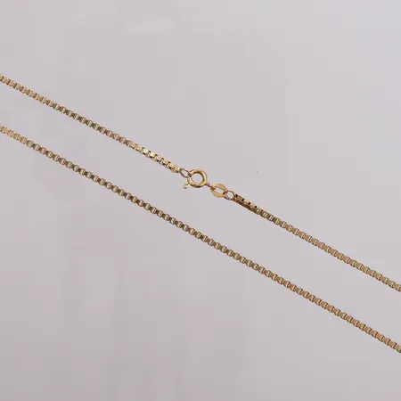 Kjede Veneziansk, lengde 59cm, bredde 2mm, 18K Vekt: 17,1 g Kontakt Lånekontoret for frakt