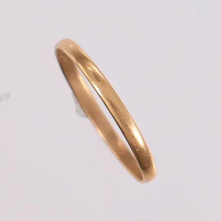 Gullring 14K, str ø=20,5 mm, bredde 2,1 mm.  Vekt: 1,2 g Kontakt Lånekontoret for frakt