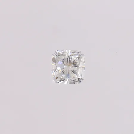 Én stk. diamant/briljant, 1,73ct (TW F / VS1), radiantslipt (Cut cornered square modified brilliant), med GIA-sertifikat og takstbrev fra Langaard Vekt: 0 g Kontakt Lånekontoret for frakt