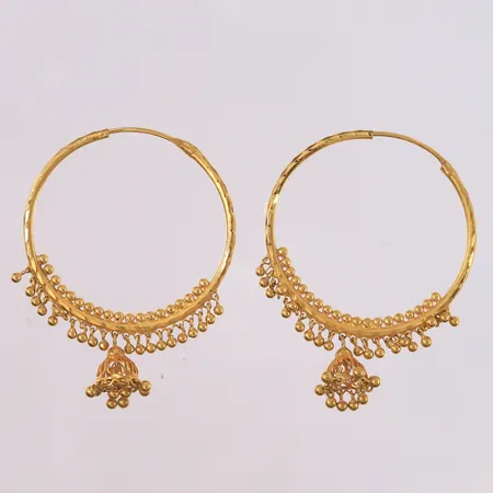 Ett par øreringer, 59x46mm, 22K Vekt: 13 g Kontakt Lånekontoret for frakt