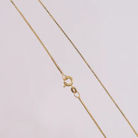 Kjede Veneziansk, lengde 37,5cm, bredde 0,8mm, 14K Vekt: 1,9 g Kontakt Lånekontoret for frakt