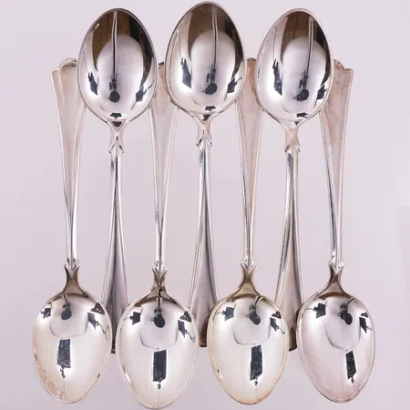 Syv skjeer, Lilje, lengde 14,8 cm, bredde 34,8 mm, 830S Vekt: 180,8 g Kontakt Lånekontoret for frakt