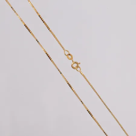 Kjede Veneziansk, lengde 50cm, bredde 1mm, 14K Vekt: 3,6 g Kontakt Lånekontoret for frakt