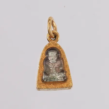 Anheng med figur i sølv og plastdeksel, 24x12mm, 18K, bruttovekt 4,1g Vekt: 0 g Kontakt Lånekontoret for frakt